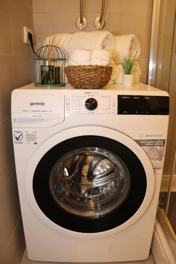 Apartman Mila 21 Belgrado Buitenkant foto