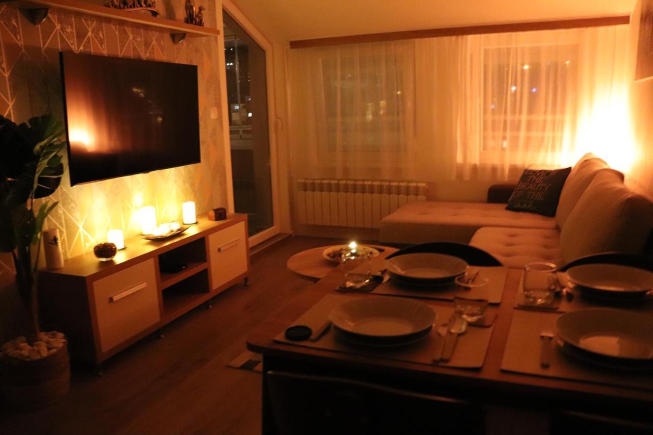 Apartman Mila 21 Belgrado Buitenkant foto