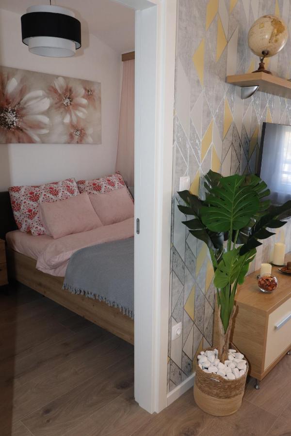 Apartman Mila 21 Belgrado Buitenkant foto