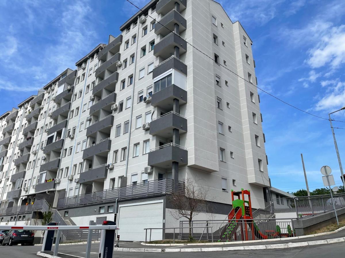 Apartman Mila 21 Belgrado Buitenkant foto
